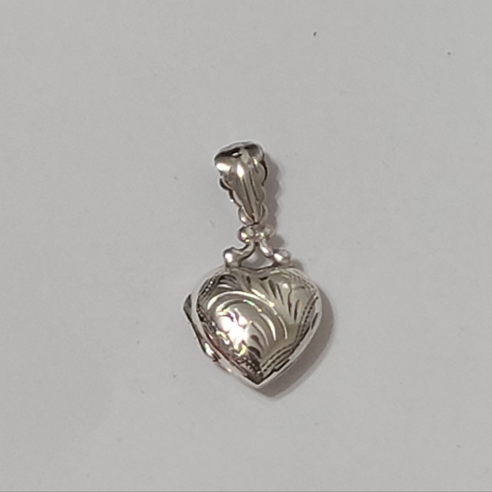 Vintage Victorian Sterling Silver Etched Engraved Heart Locket Drop Pendant